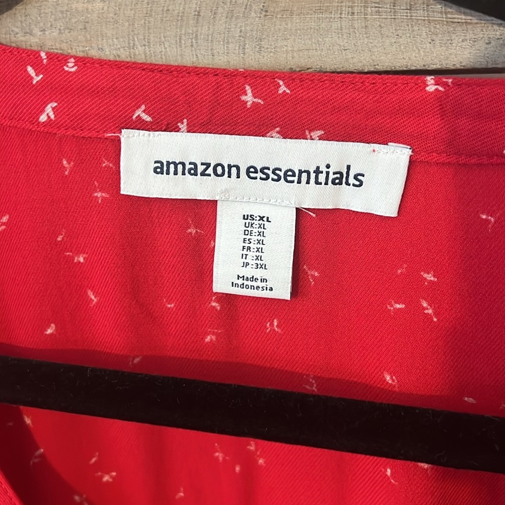 Amazon Essentials Blouse - Picture 6 of 9